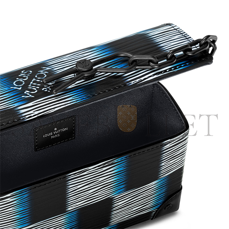 LOUIS VUITTON STEAMER WEARABLE WALLET M82819 (18*11*6.5cm)